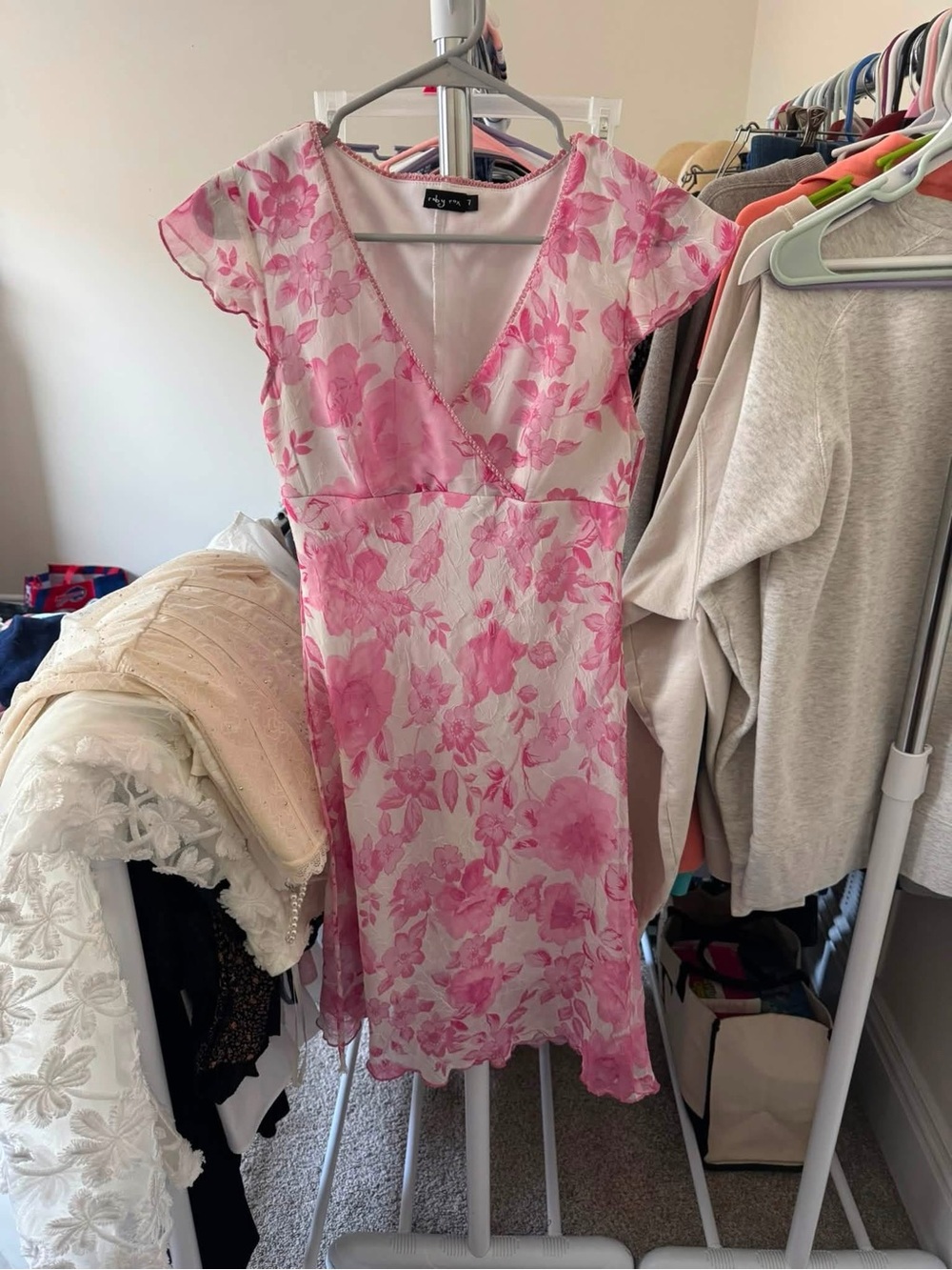 Ruby Rox Pink Floral Mini Dress with V-Neck